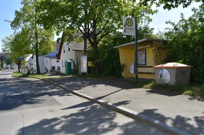 Unsere aktuelle "Dorfmitte". Veränderungen sind hier von einer breiten Mehrheit gewünscht.